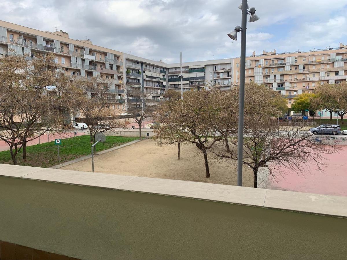 דירות סנט אדריה דה בסוס Espectacular Piso Con Fascinante Terraza Near Barcelona מראה חיצוני תמונה